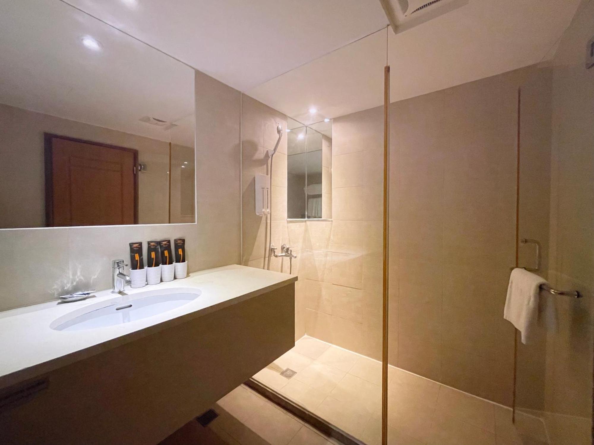 Roaders Hotel Hualien Dongda Quarto foto