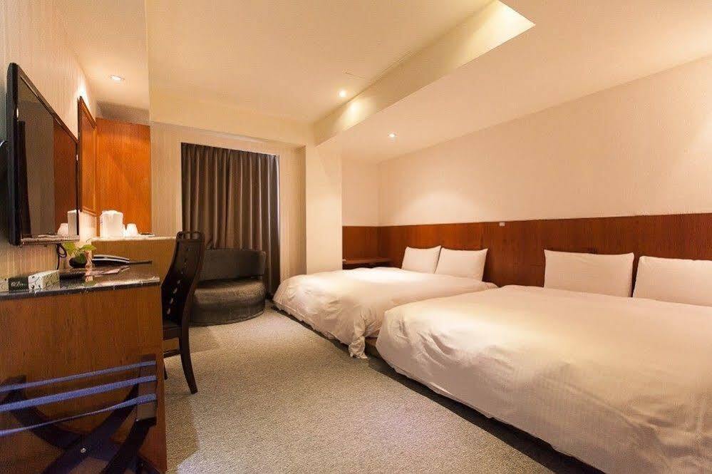 Roaders Hotel Hualien Dongda Exterior foto